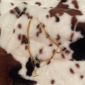 Gold double layered necklace